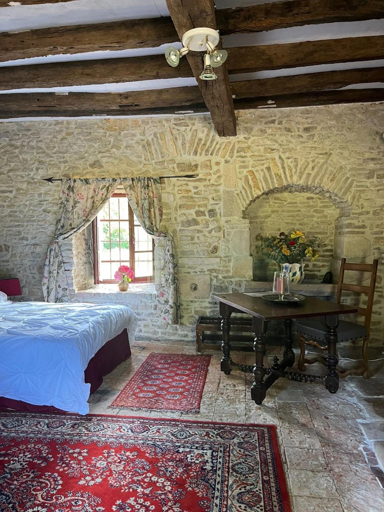 Chambre Dans Tour Du 15Eme Siecle Mauvieres Екстериор снимка